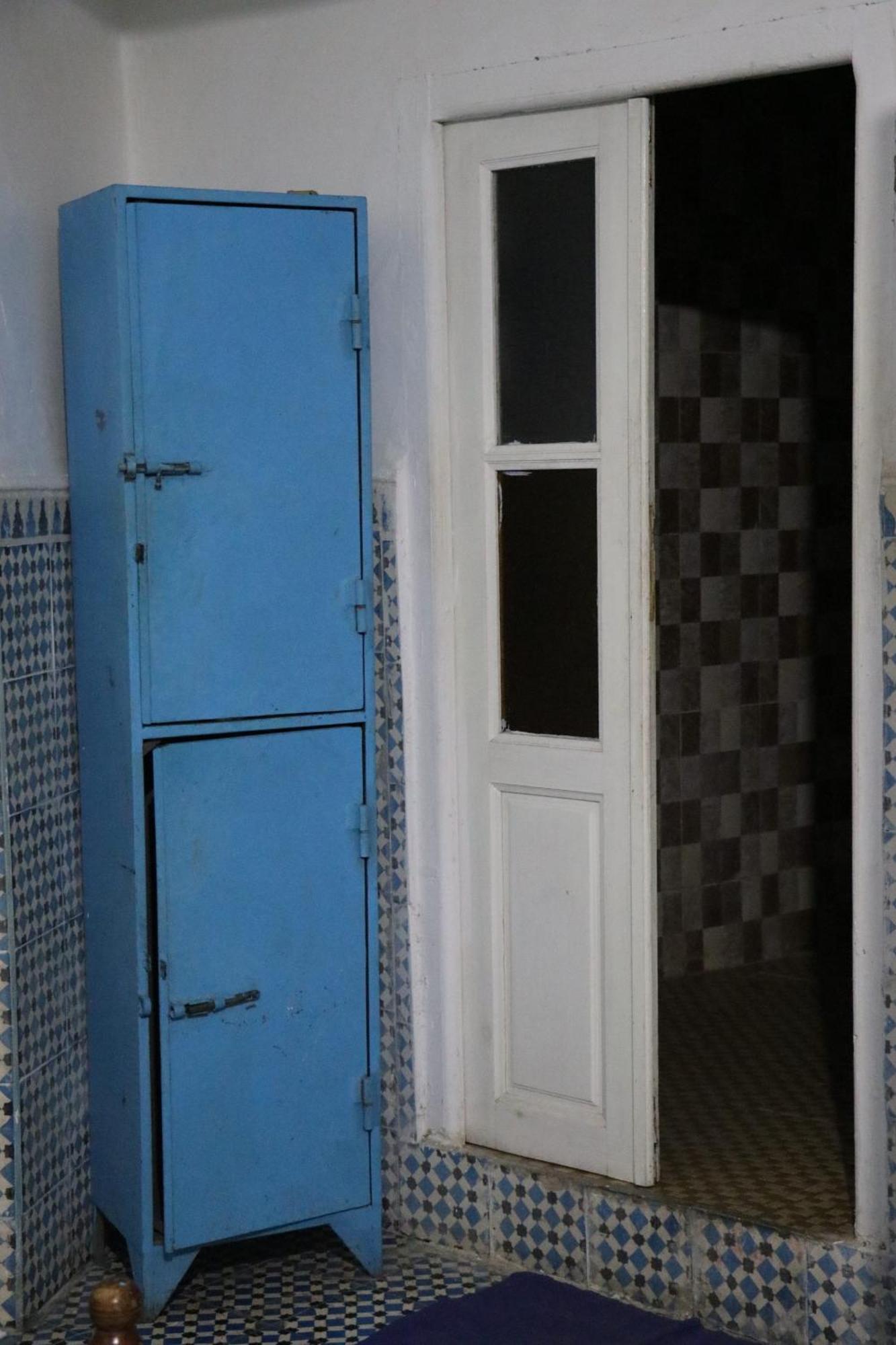 White And Blue Hostel Есувейра Екстериор снимка